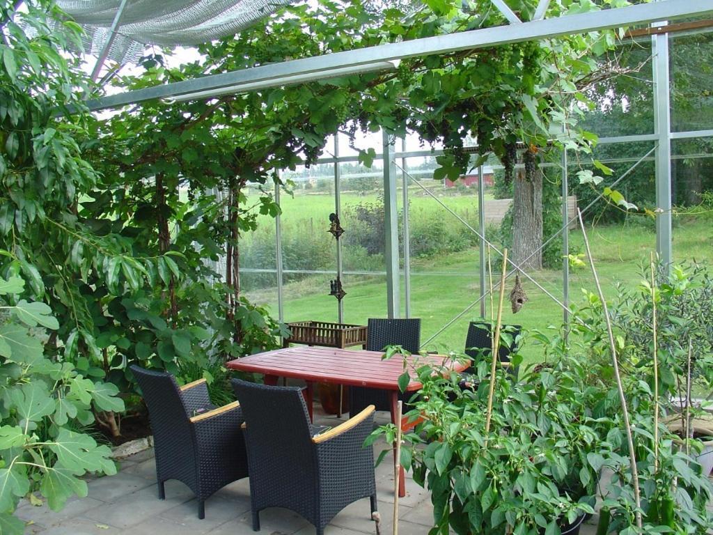 Bjoerka Storgard B&B Motala Exterior foto