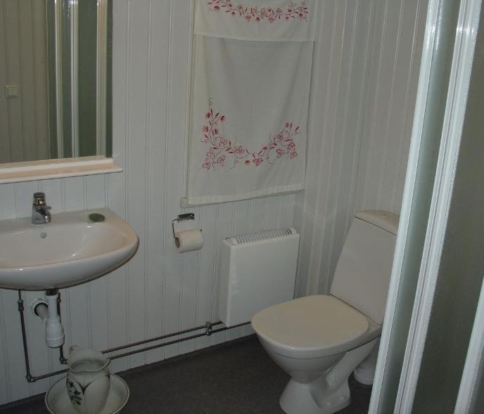 Bjoerka Storgard B&B Motala Zimmer foto