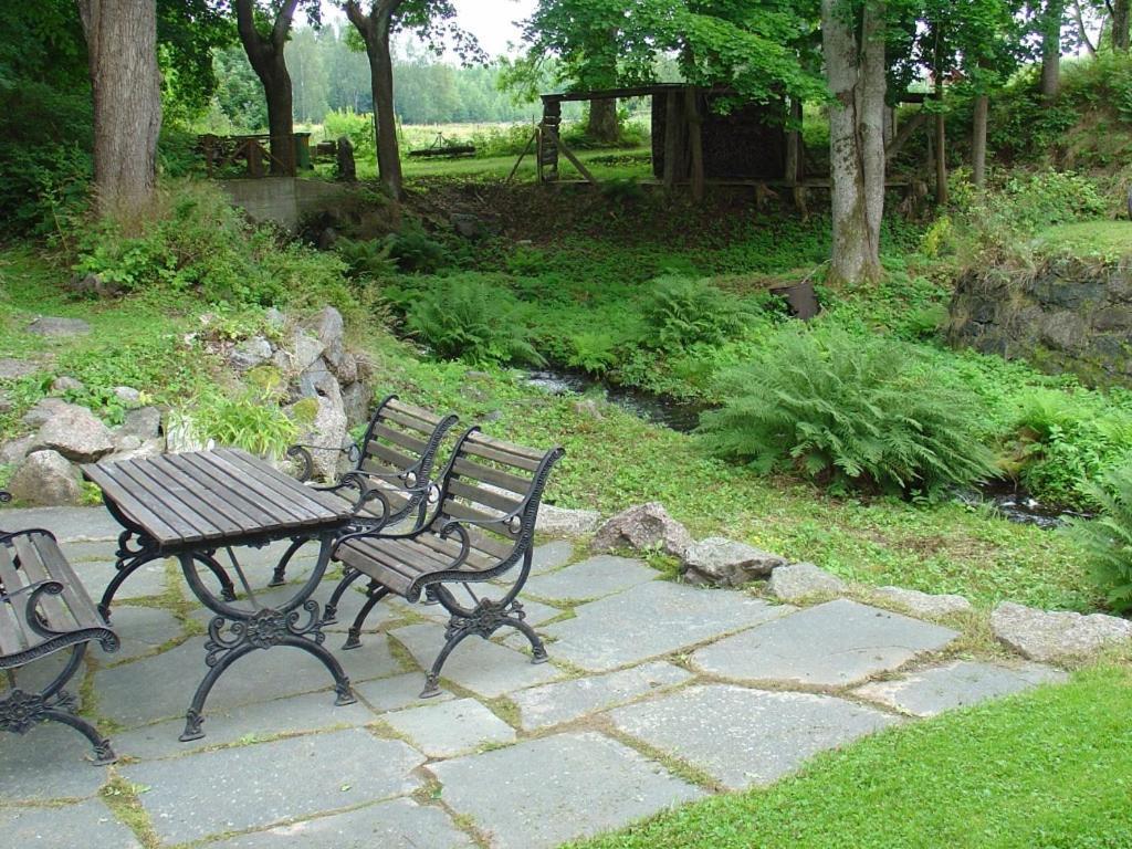Bjoerka Storgard B&B Motala Zimmer foto
